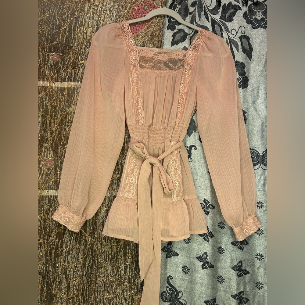 Sheer Lace-Trim Peasant Blouse in Dusty Rose